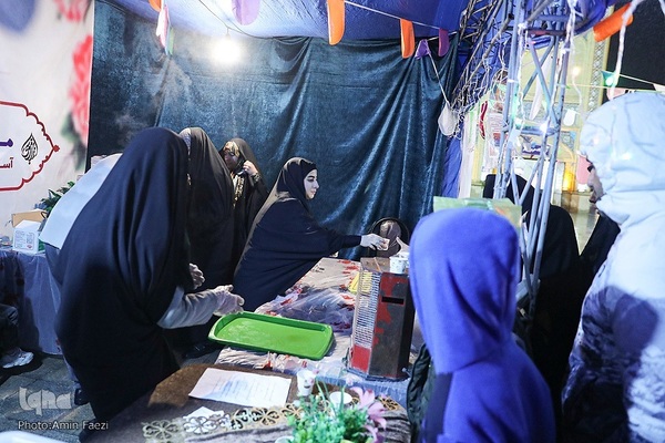 حال و هوای حرم شاهچراغ(ع) در شب نیمه شعبان‎