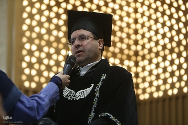 آیین اعطای نشان استاد ممتازی