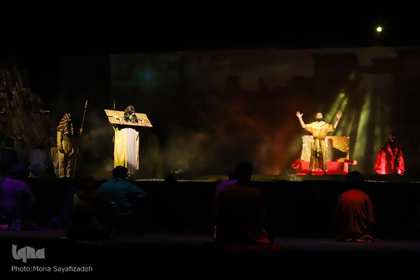نمایش بزرگ آستان عشق در اهواز