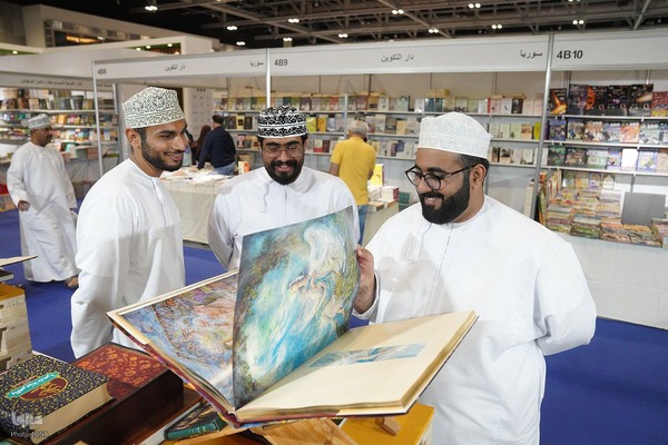 غرفه ایران در نمایشگاه کتاب مسقط 