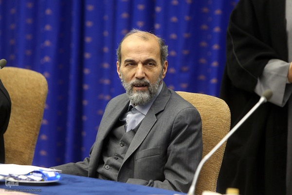 محمدعلی خواجه پیری پیشکسوت قرآنی در پنجاه و نهمین جلسه شورای توسعه فرهنگ قرآنی کشور