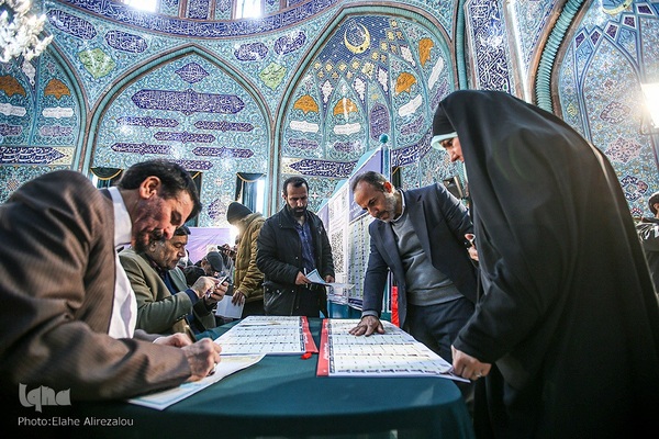 شعبه اخذ رای در حسینیه ارشاد