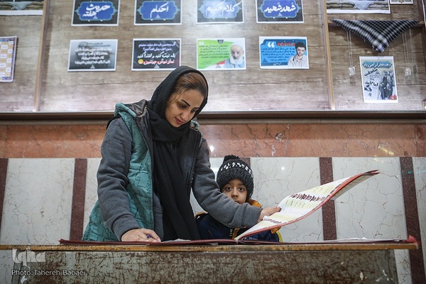 جلوه‌هایی از حضور پرشور مردم در ساعات پایانی انتخابات