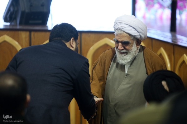 افتتاحیه دومین جشنواره فرهنگی هنری (أنا من حسین)