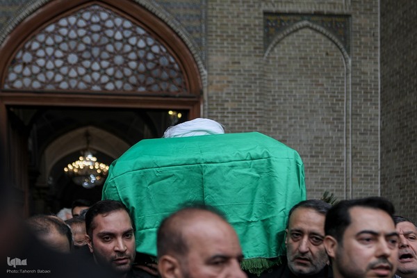 مراسم تشییع پیکر مطهر آیت‌الله امامی کاشانی