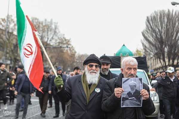 مراسم تشییع پیکر مطهر آیت‌الله امامی کاشانی