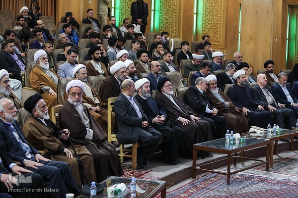 اختتامیه دومین جشنواره فرهنگی هنری «أنا من حسین»