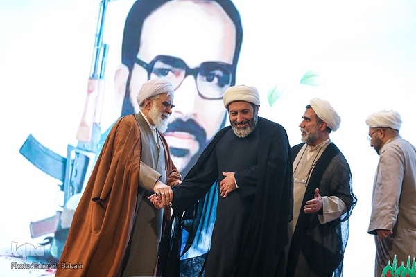 اختتامیه دومین جشنواره فرهنگی هنری «أنا من حسین»