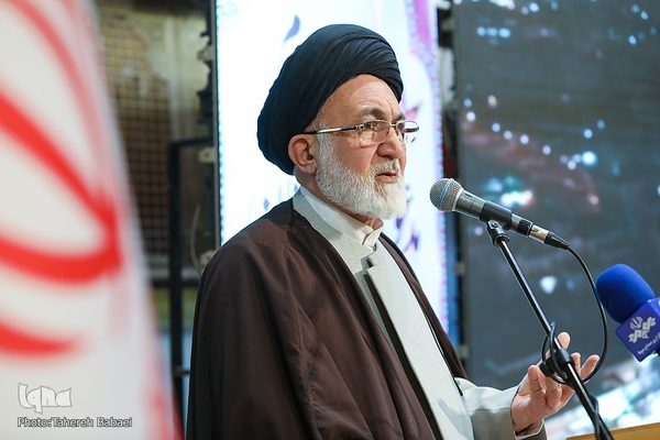 اختتامیه دومین جشنواره فرهنگی هنری «أنا من حسین»