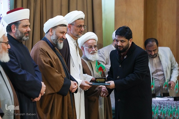 اختتامیه دومین جشنواره فرهنگی هنری «أنا من حسین»