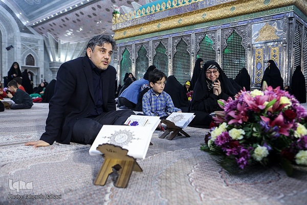 گردهمایی حلقه‌های حفظ موضوعی قرآن در حرم امام خمینی