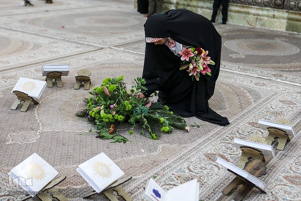 گردهمایی حلقه‌های حفظ موضوعی قرآن در حرم امام خمینی