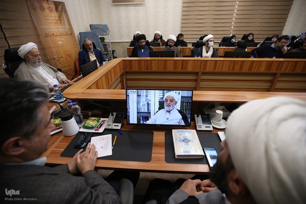 آیین رونمایی ویژه‌نامه «رایحه»، با محوریت نکوداشت حجت‌الاسلام والمسلمین محسن قرائتی