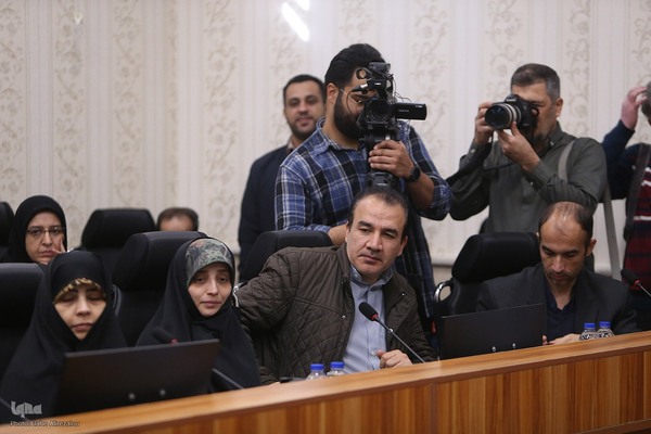 آیین رونمایی ویژه‌نامه «رایحه»، با محوریت نکوداشت حجت‌الاسلام والمسلمین محسن قرائتی