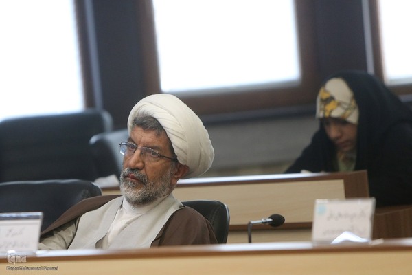 اولین کنگره بین‌المللی علم و قرآن