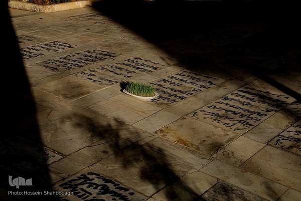 زیارت اهل قبور در آخرین پنجشنبه سال