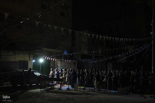 مسلمانان روزه دار در ماه مهمانی خدا