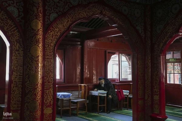 مسلمانان روزه دار در ماه مهمانی خدا