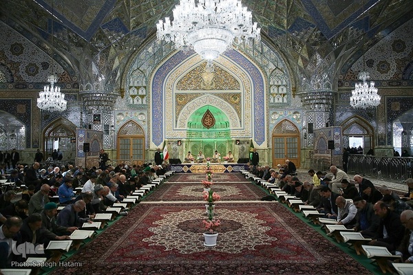 ترتیل‌خوانی قرآن کریم در حرم امام رضا(ع)