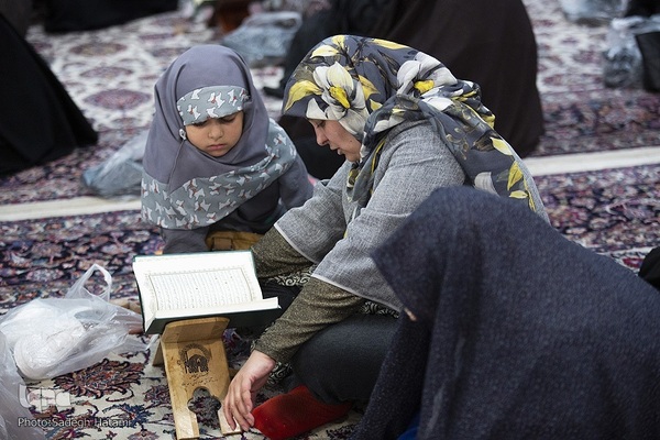 ترتیل‌خوانی قرآن کریم در حرم امام رضا(ع)