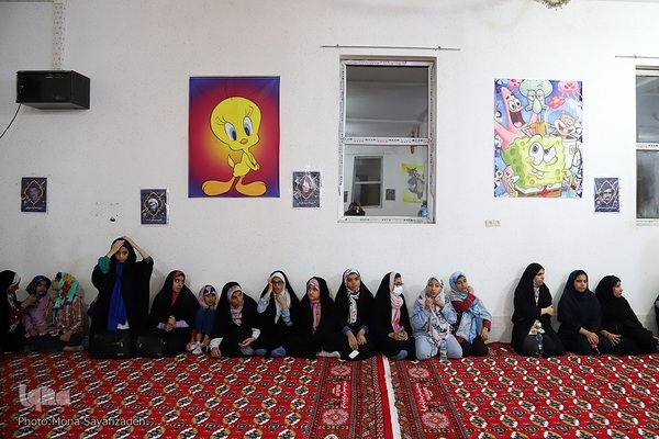 سفره افطار در جمع ایتام