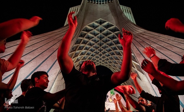 اجتماع بزرگ اربعینی‌ها در میدان آزادی