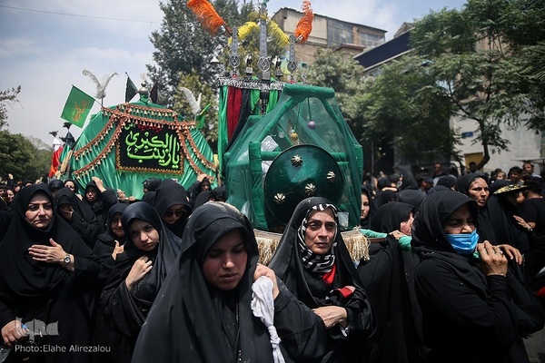 حرکت نمادین کاروان بنی اسد در خیابان‌های تهران