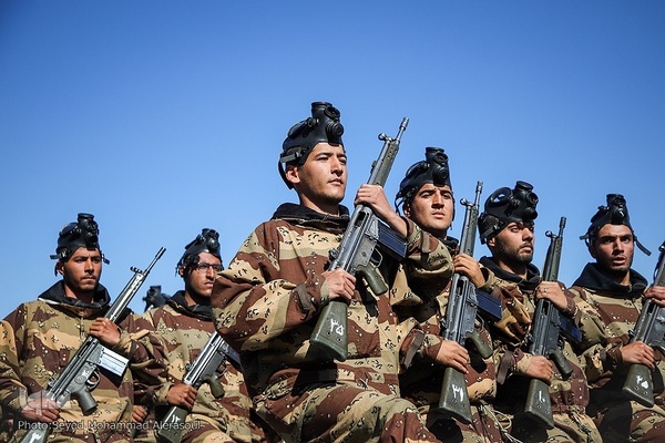 رژه اقتدار نیروهای مسلح در سراسر کشور