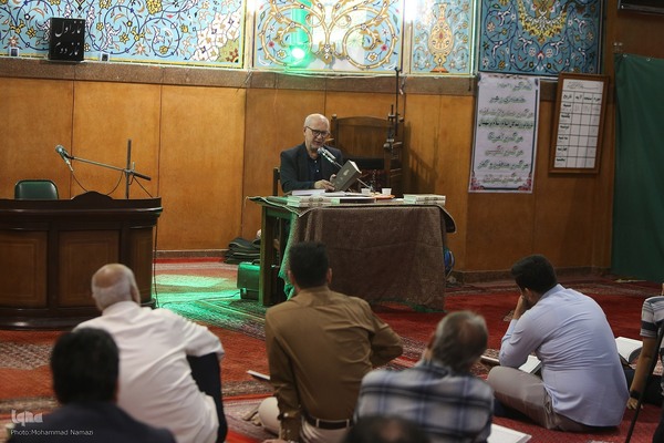 افتتاح جلسه 50ساله آموزش قرآن استاد موسوی‌بلده در مسجد فخرآباد تهران