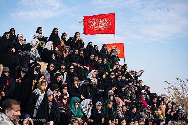 قطعه ای از بهشت، یادمان نهر خَیّن