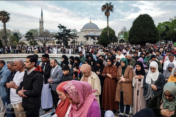 نماز عید فطر در ملل مسلمان جهان 