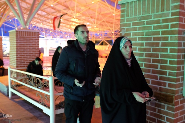 تحویل سال نو در کنار شهدا‎