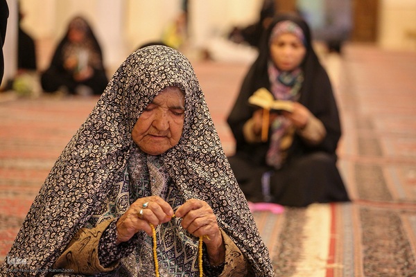 لحظه تحویل سال ۱۴۰۳ در حرم حضرت شاهچراغ(ع)