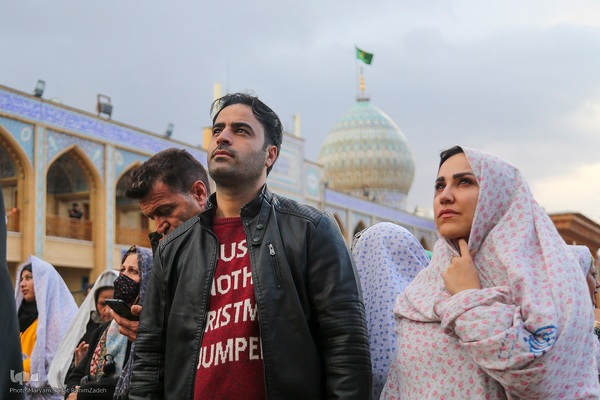 لحظه تحویل سال ۱۴۰۳ در حرم حضرت شاهچراغ(ع)