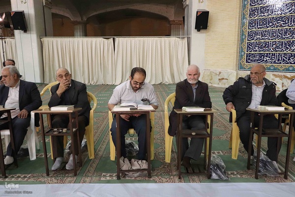 آیین جزء خوانی قرآن در مصلی امام خمینی تبریز‎