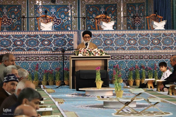 آیین جزء خوانی قرآن در مصلی امام خمینی تبریز‎