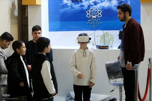 غرفه شهرداری روز سوم نمایشگاه قرآن