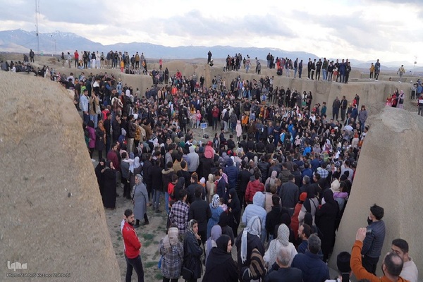 جشن نوروزگاه در تپه حسنلو نقده‎