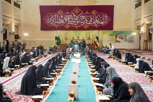 محفل جزءخوانی قرآن ماه رمضان در حرم مطهر شاهچراغ(ع)