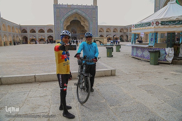 گردشگری نوروزی در مسجد جامع اصفهان