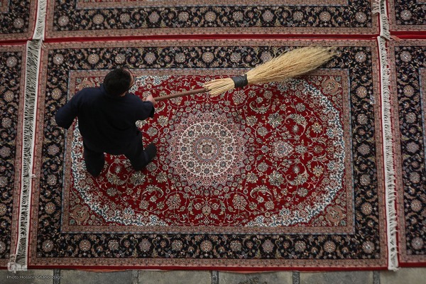 سفره افطاری حرم حضرت معصومه در شب میلاد امام حسن مجتبی(ع)