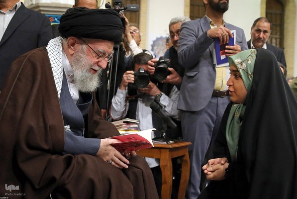 دیدار شاعران