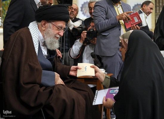 دیدار شاعران