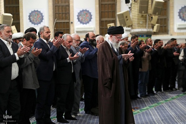 دیدار شاعران