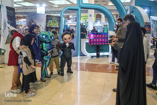 ششمین روز برگزاری نمایشگاه قرآن