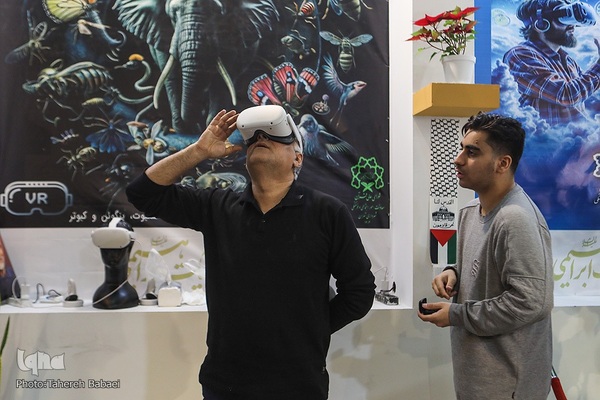 غرفه شورای عالی قرآن شهرداری تهران در نمایشگاه قرآن