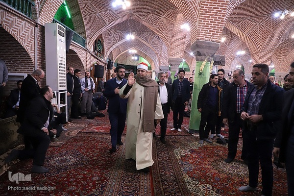 محفل انس با قرآن کریم با حضور قاری مصری در تبریز‎