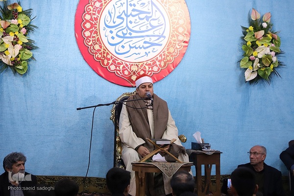 محفل انس با قرآن کریم با حضور قاری مصری در تبریز‎