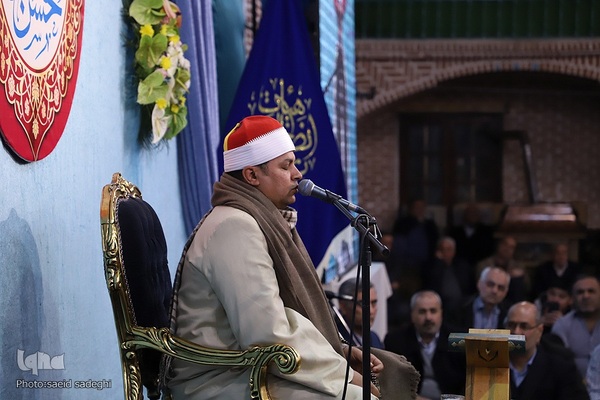 محفل انس با قرآن کریم با حضور قاری مصری در تبریز‎