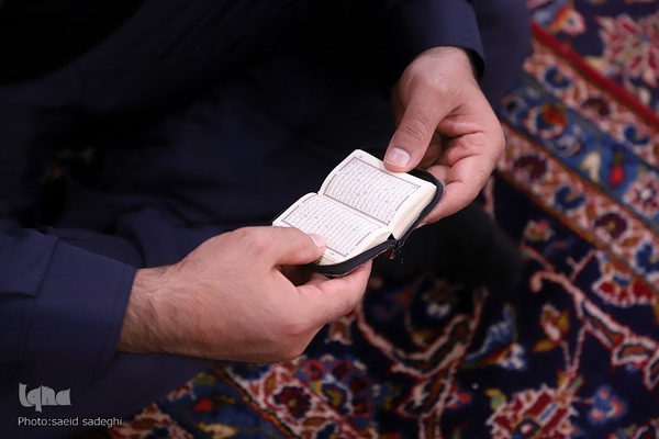 محفل انس با قرآن کریم با حضور قاری مصری در تبریز‎
